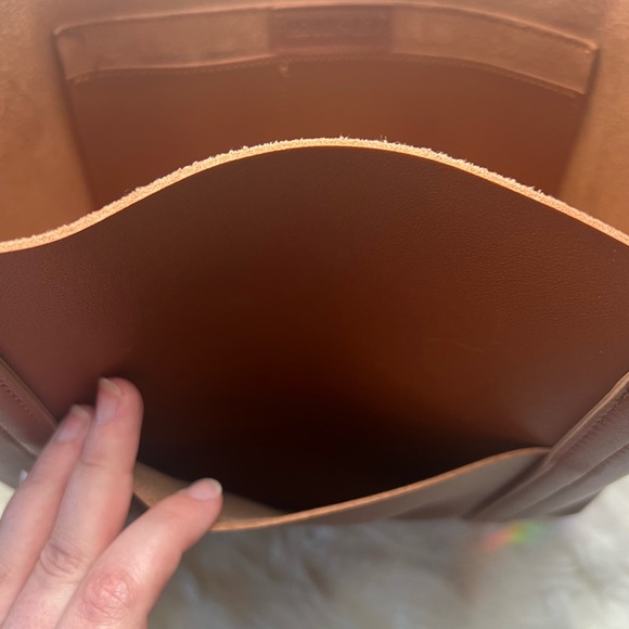 Henny + Lev Bag - Picture 5 of 5